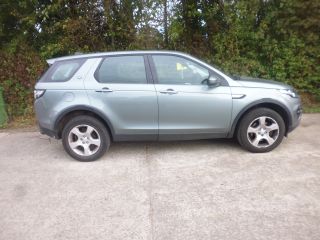 Land Rover Discovery Sport SE TECH TD4